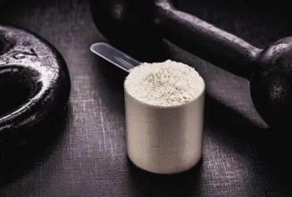 پروتئین وی چیست و چرا بهترین انتخاب برای عضله‌سازی و ریکاوری است؟