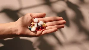  این مکمل‌ها رو نباید با هم مصرف کنی 